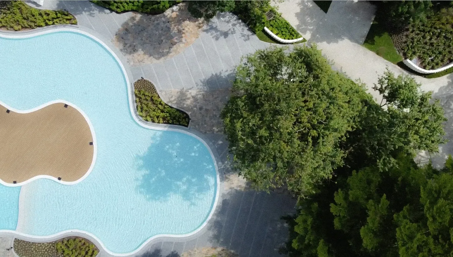 The Pool at Club Suma-img